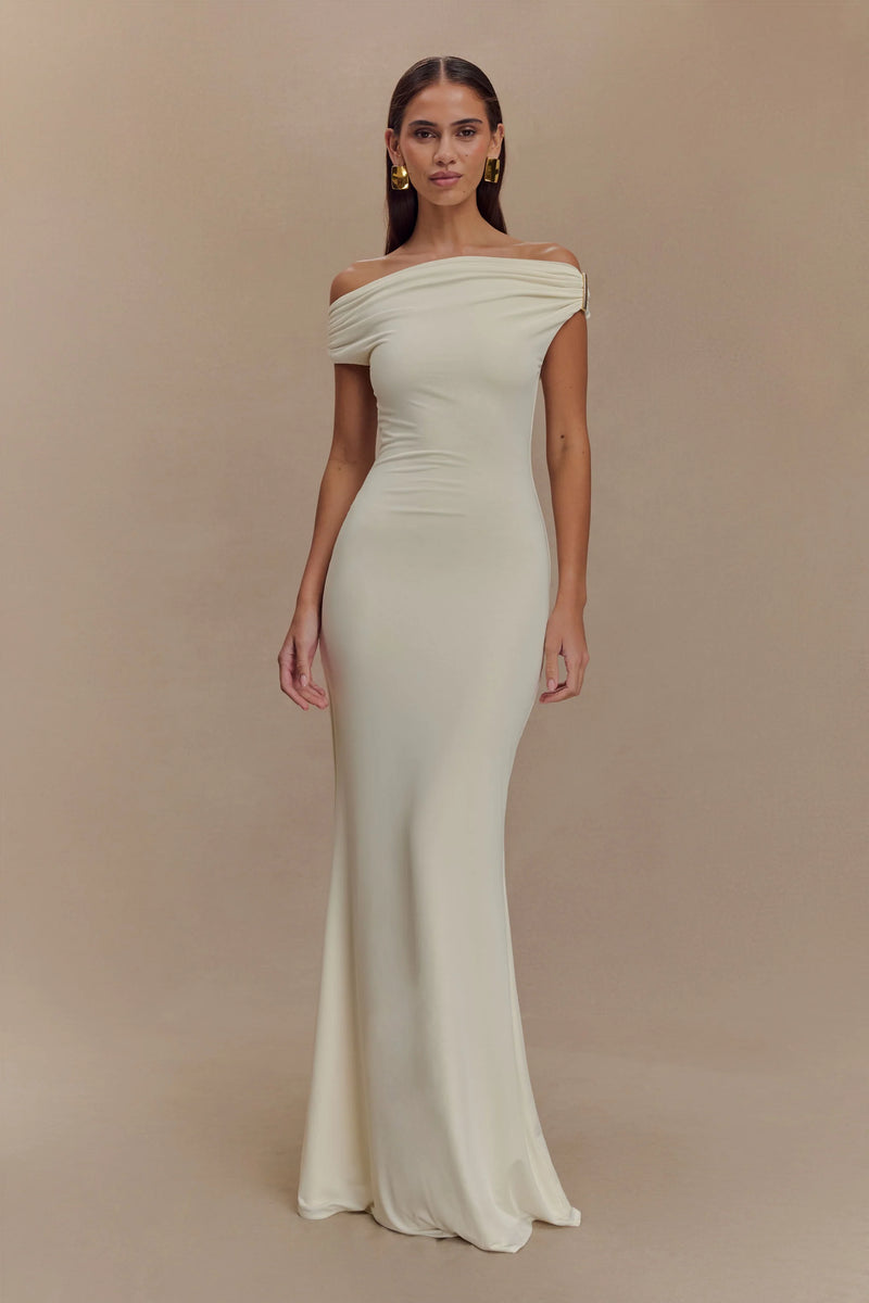 Robe Naemia