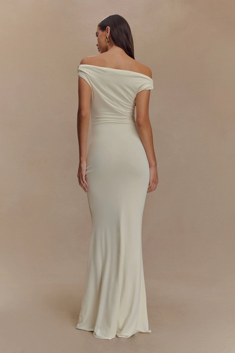 Robe Naemia