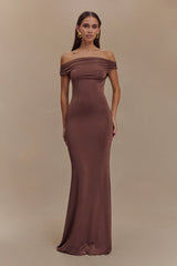 Robe Naemia